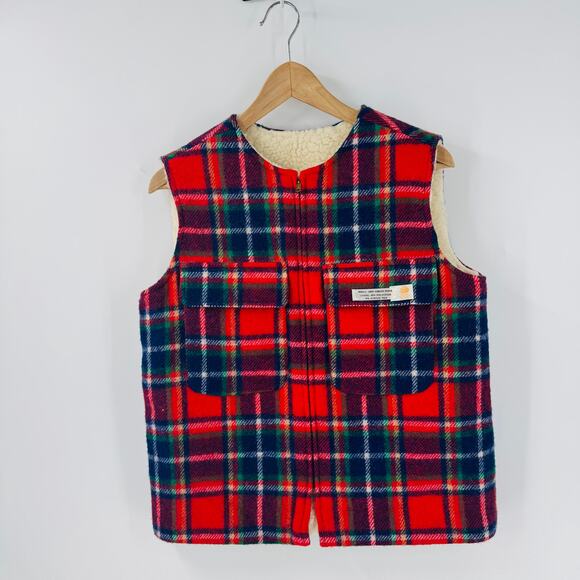 Vintage Wool Plaid Reversible Vest Red Tartan Sherpa Lined Outdoor (Fits S/M) - Picture 1 of 12